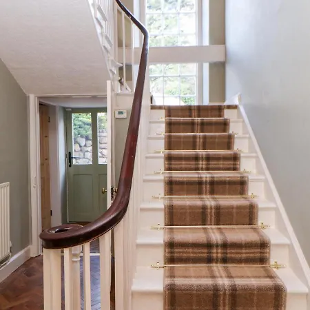 度假居 Stepping Stones *